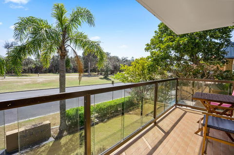 2/56 Lawson Street@Clarkes Beach - Accommodation Guide 1