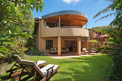 2/9 Marine Parade, Wategos Beach - Beachbound - Accommodation Guide 1