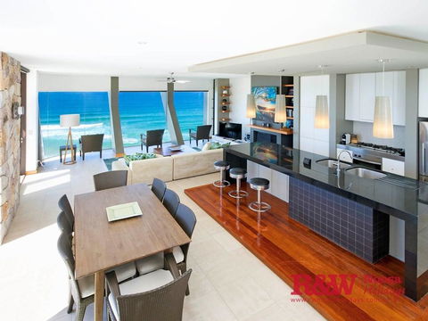 20 Arakoon Crescent - Accommodation Asia 2