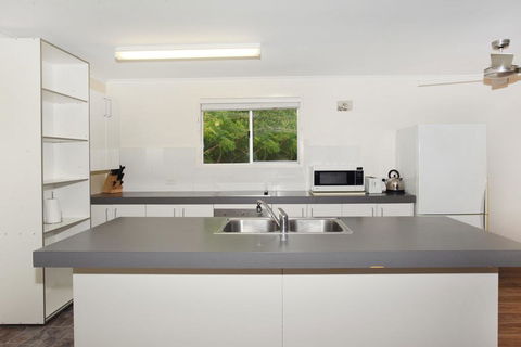 20 Scrub Road, Coolum Beach - Pet Friendly, Linen Included - Accommodation Asia 3