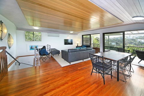21 Arakoon Crescent - Accommodation Asia 3