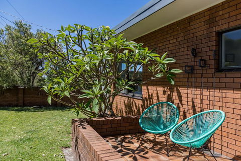 235 Mitchell Parade, Mollymook - Accommodation Asia 2