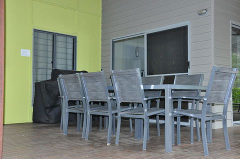 24 Esprit Drive - Beach Home With Open Plan Living And Walking Distance To Beach - Accommodation Asia 2