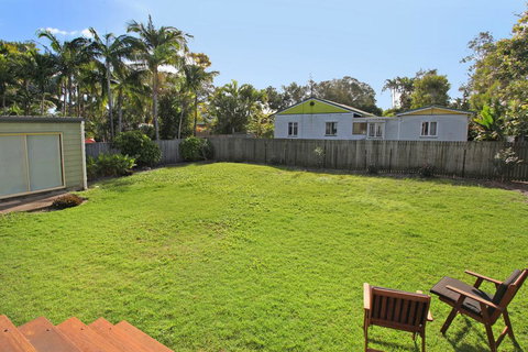24 Sundew Street, Mudjimba - 500 Bond - Pet Friendly, Linen Supplied, WIFI, Air Cond. - Accommodation Guide 2
