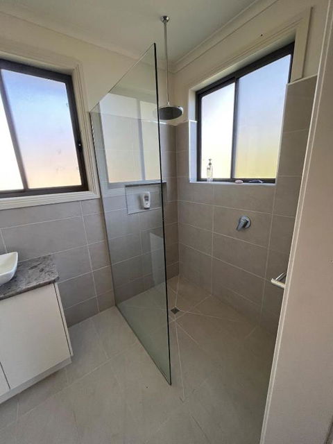 Bettys - Accommodation Asia 1