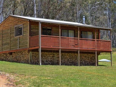 Cabin 3 - Snowy Accommodation - Accommodation Guide 3