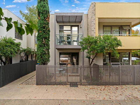 Central Shepparton Apartments - Accommodation Guide 3