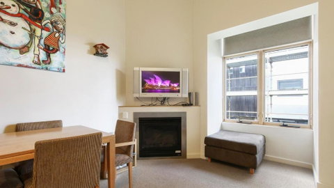 Chalet Hotham 17 - Accommodation Guide 1