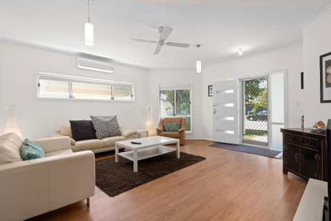 Chloe\'s Place - Aldinga Beach - C21 SouthCoast Holidays - Accommodation Guide 1