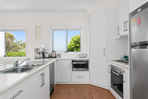 Chloe\'s Place - Aldinga Beach - C21 SouthCoast Holidays - Accommodation Guide 4