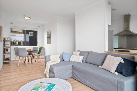 Cute 2 Bedroom Apartment Kensington - Accommodation Asia 1