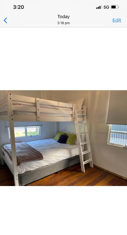 D103 Lemon Tree House - Accommodation Guide 2