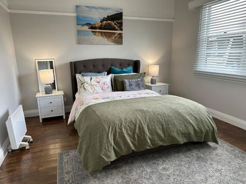 Daisy Cottage On Duke 3BR - Accommodation China 0