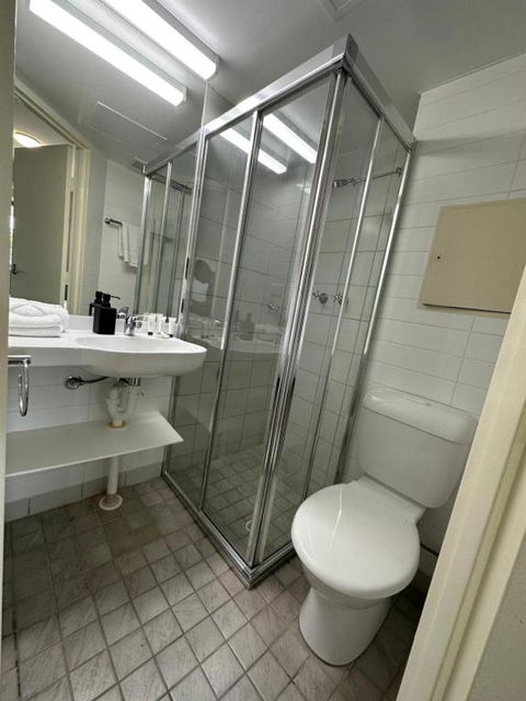DCH On Mitchell - Accommodation Guide 3