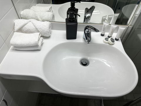 DCH On Mitchell - Accommodation Guide 4