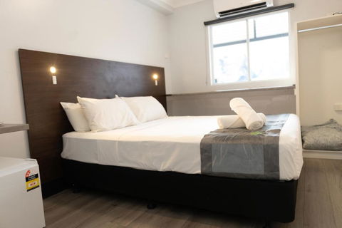 DCH On Mitchell - Accommodation Guide 1