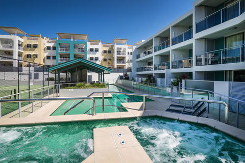 2BR Coolum Beach Escape , Courtyard, Pool, Spa, Tennis - Accommodation Asia 0