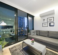 2BR LightHouse Suites in Melbourne CBD