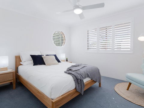 3 'Pelican Sands', 83 Soldiers Point Rd - Stunning Waterfront Unit With Magical Water Views & Air Conditioning - Accommodation Asia 3