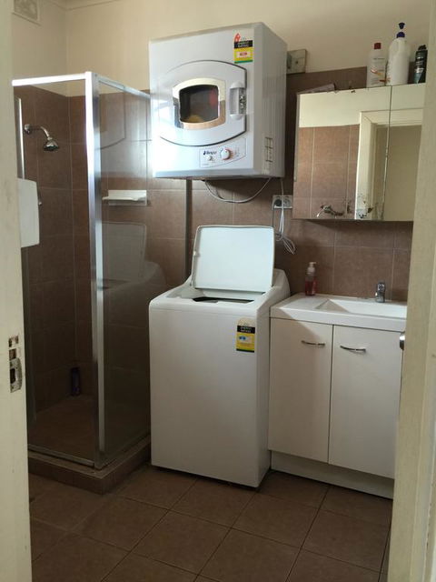 3 BEDROOM APARTMENT ST MARYS - Accommodation Asia 1