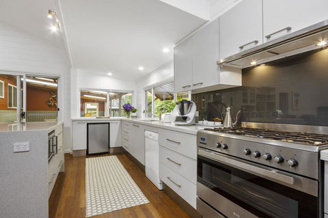 3 Macleay St, Narrawallee - Accommodation Asia 1