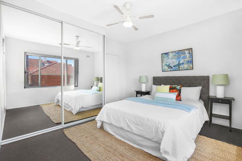 3 South Pacific Apartments - Accommodation Asia 1