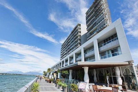 301 Harbour Lights - Accommodation Asia 3