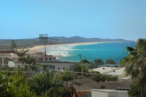 32 Barra Crescent, Coolum Beach. Bond 500, FOXTEL, WIFI, Linen Supplied - Accommodation Asia 1