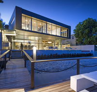 33 Witta Circle