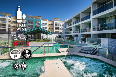 3BR Coolum Beach Escape , Courtyard, Pool, Spa, Tennis - Accommodation Asia 0