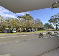 4 'Fleetwood' 63 Shoal Bay Rd - Air conditioned unit with magnificent water views