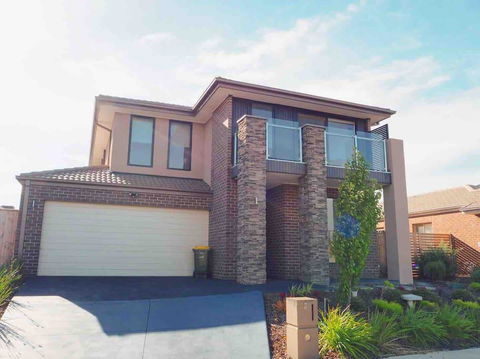 4 Bed 2 And A Half Bath Luxury Villa In Point Cook - Accommodation Asia 0