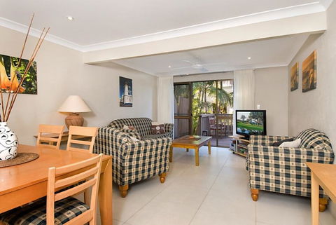 4/26 Paterson Street, Byron Bay - Absolute Serenity - Accommodation Guide 2