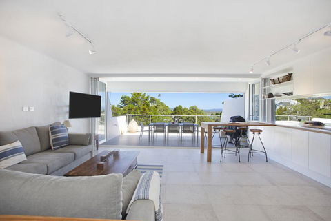4/33 Noosa Drive - Accommodation Asia 2