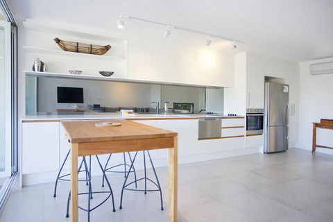 4/33 Noosa Drive - Accommodation Asia 3
