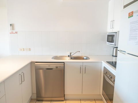 4/4 On First - Accommodation Asia 2