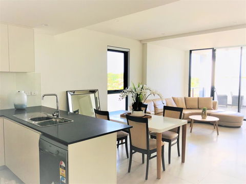 402 Kalina Apartments 2 Bedrooms - Accommodation China 1