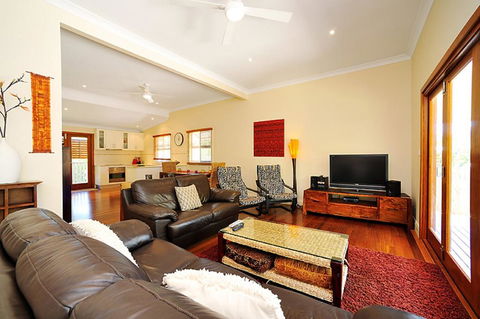44 Ruskin Street, Byron Bay - Ruskins Retreat - Accommodation Guide 1