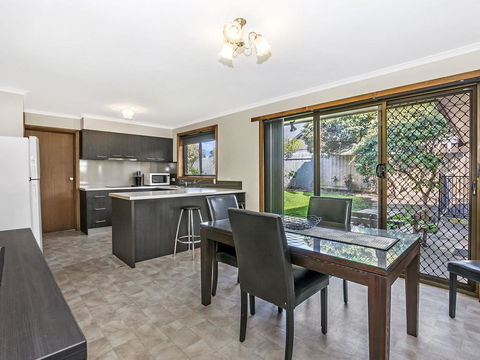 45 On REGENT - Accommodation Guide 2