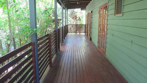 47 Yates St Nelly Bay - Accommodation China 2
