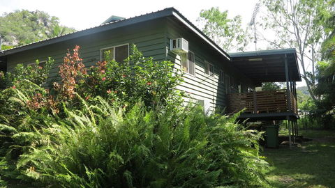 47 Yates St Nelly Bay - Accommodation China 0