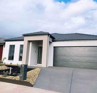 4Bed 2Bath Cozy Guesthouse in Tarneit - Accommodation Guide