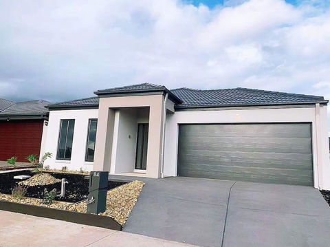 4Bed 2Bath Cozy Guesthouse In Tarneit - Accommodation Asia 0