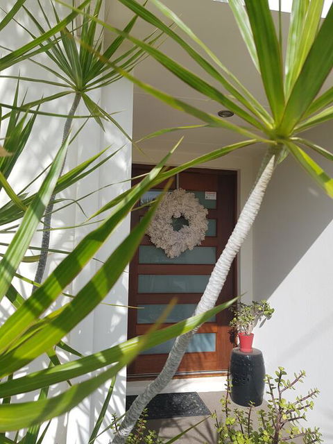 5 Bedroom Luxury Villa - Hope Island - Accommodation China 3