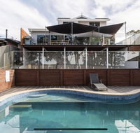 5 bedroom with POOL and Studio Vues Relaxantes - Accommodation Asia