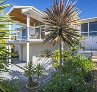 58 Seaview St - Summer Days - Accommodation Asia