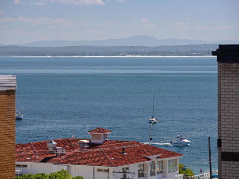 6 'Bahia', 47 Ronald Avenue - Fantastic Location With Filtered Water Views - Accommodation Asia 2