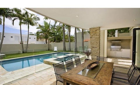6 Witta Circle - Accommodation Asia 1