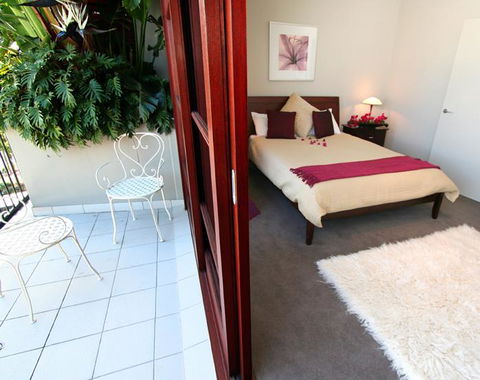 6/21-25 Fletcher Street - A Seventh Heaven - Accommodation Guide 2