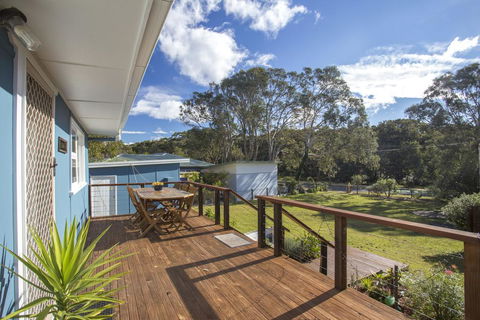 681 Murramarang Rd - Retro Beach Cottage - Accommodation Asia 1